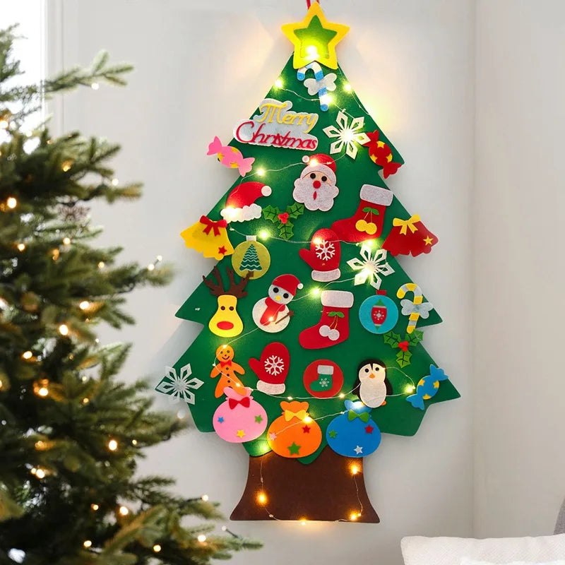 DIY Filz-Weihnachtsbaum-Set mit Ornamenten für Kinder