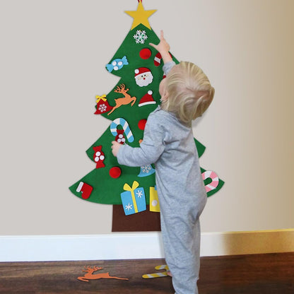 DIY Filz-Weihnachtsbaum-Set mit Ornamenten für Kinder